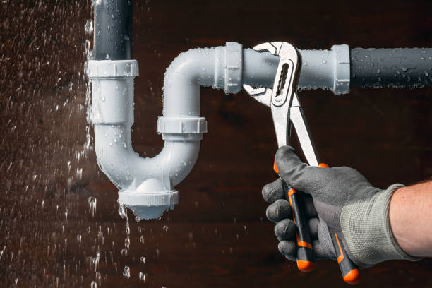 Professional Drain Cleaning technician working in Waelder, TX